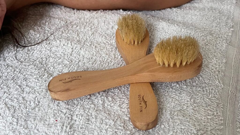 spazzole da dry brushing per pratica su viso - corso estetica - beuaty